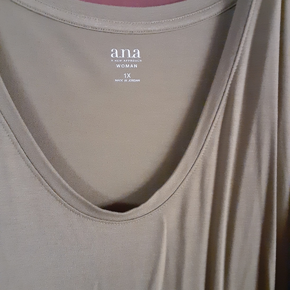 3/4 sleeve, short comfy shirt - Picture 2 of 3